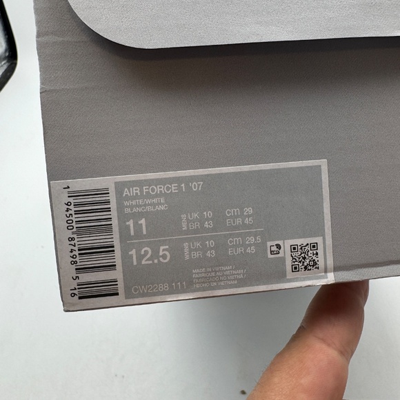 NEW Nike Air Force 1 '07 White - Picture 2 of 9